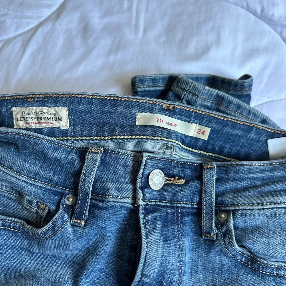 Levi's Slim Straight Jeans size 24 - Picture 6 of 6